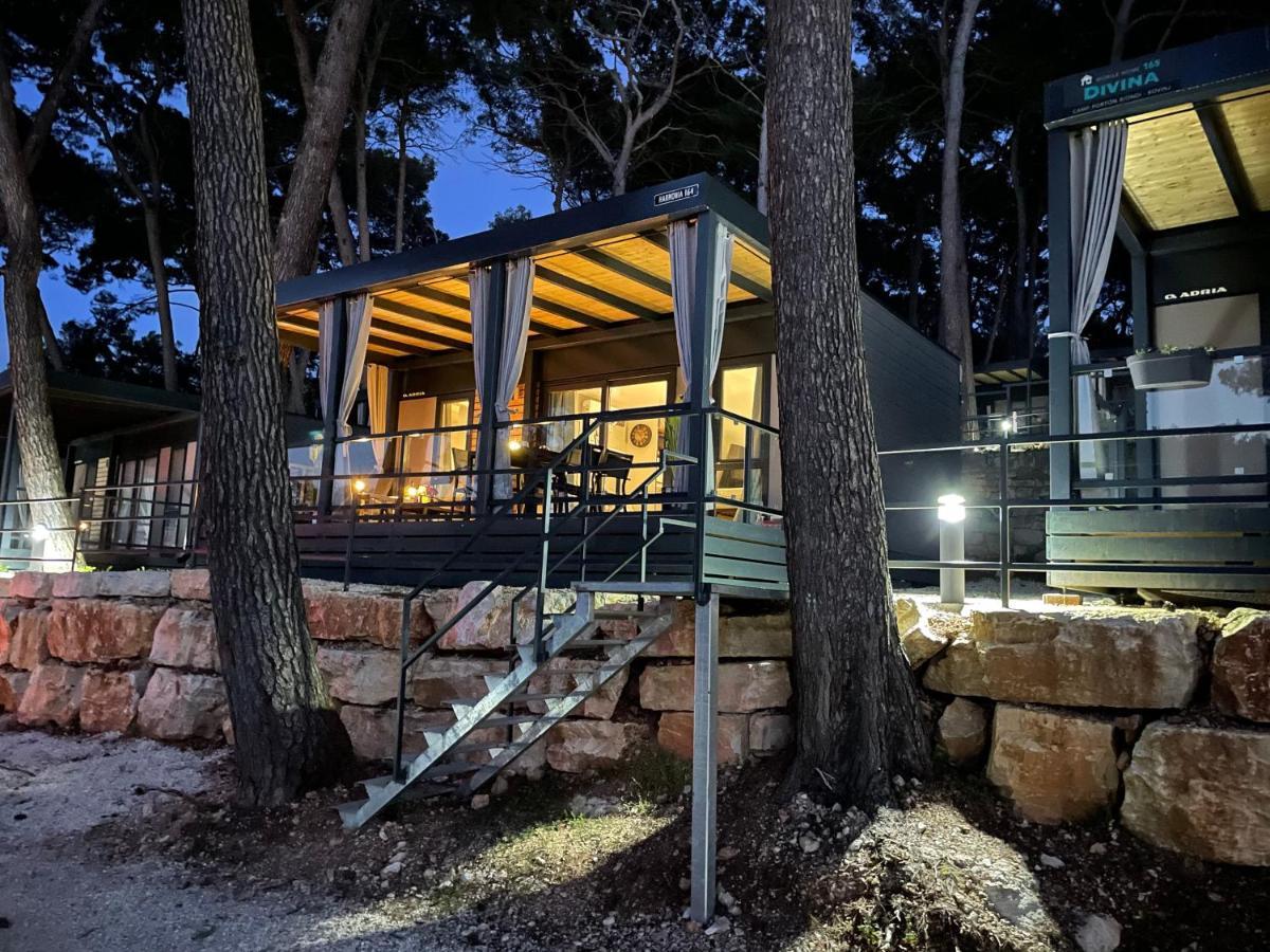 Harmonia Mobile Home Rovinj Exterior foto