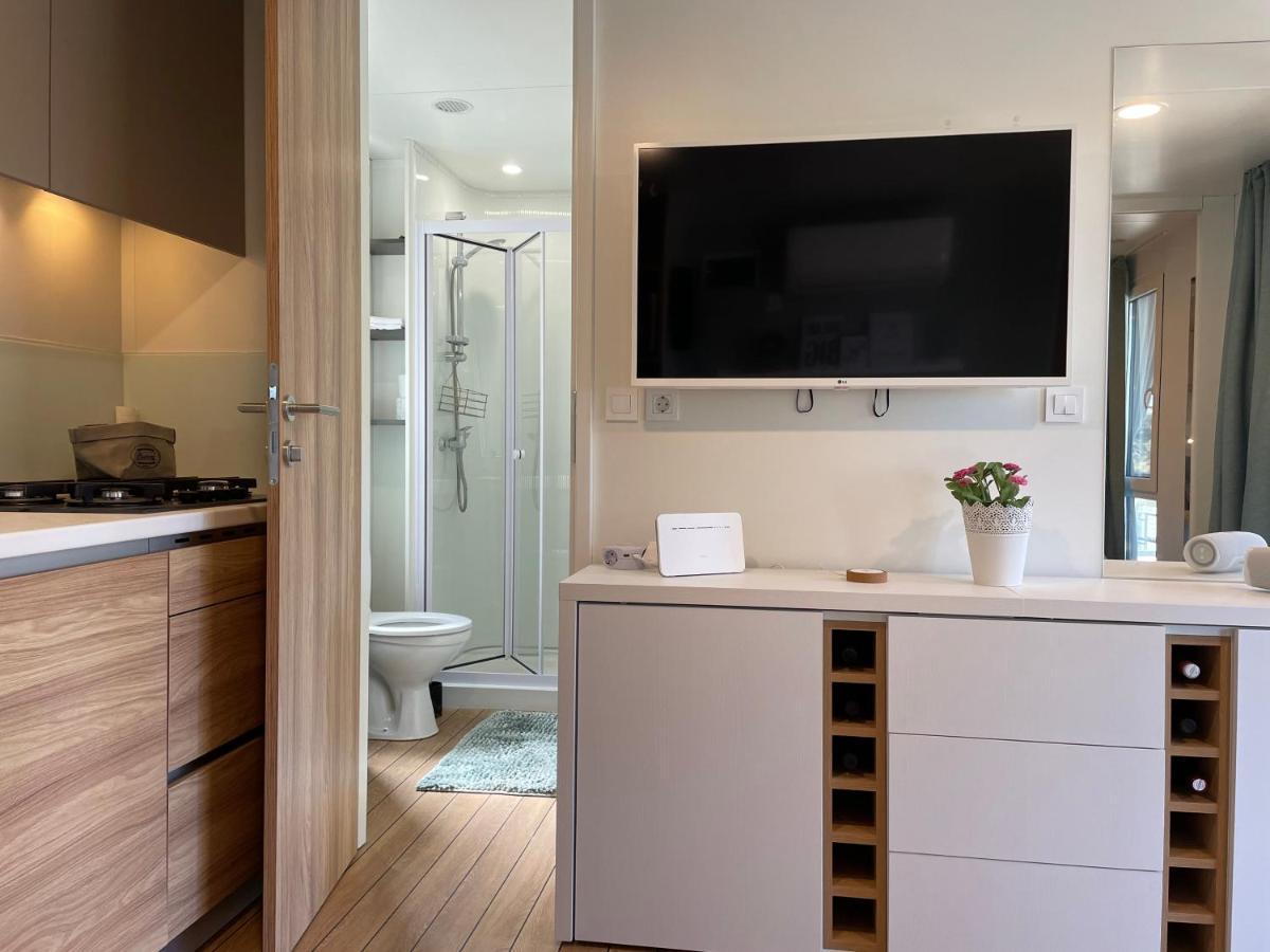 Harmonia Mobile Home Rovinj Exterior foto