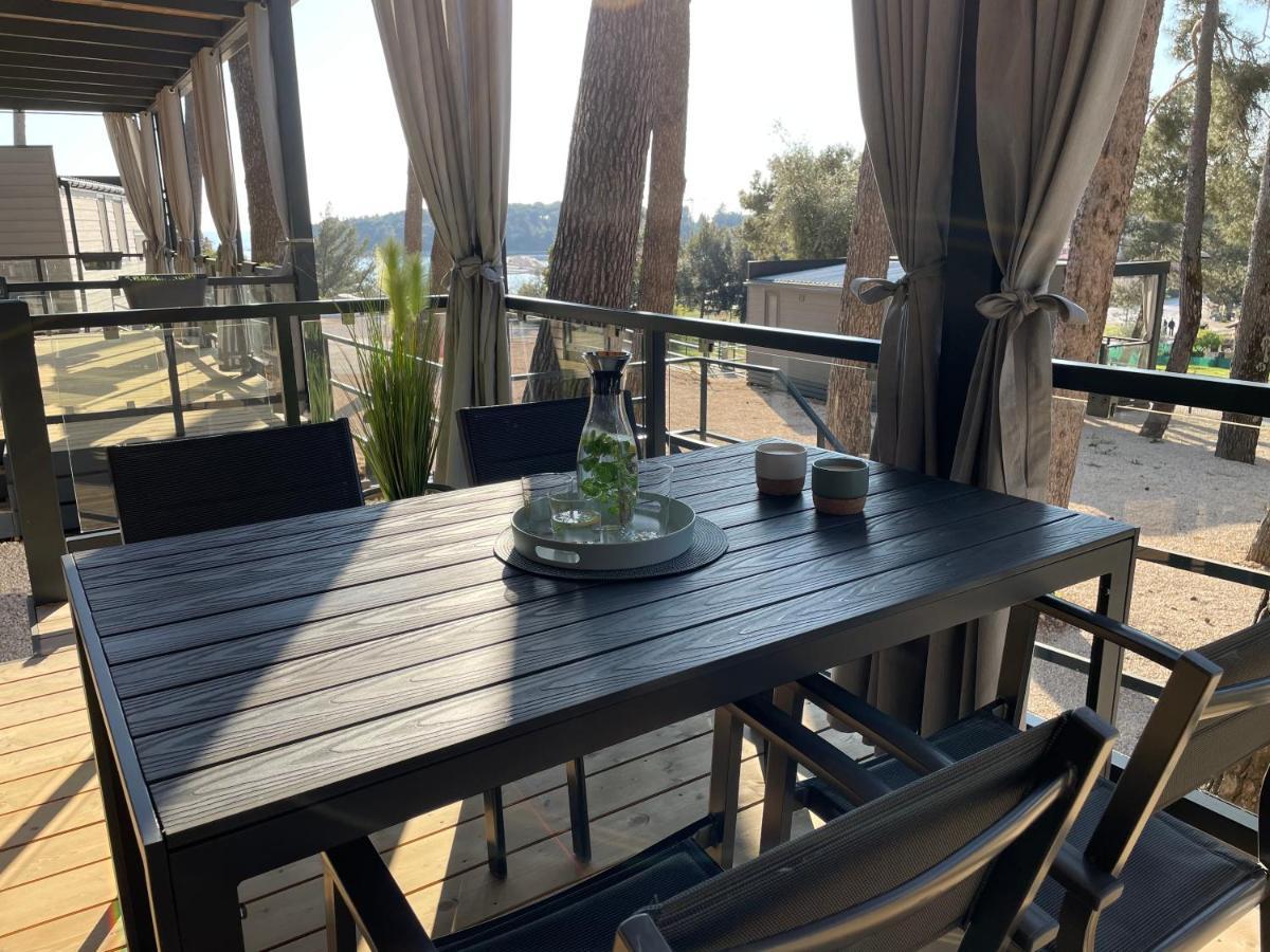 Harmonia Mobile Home Rovinj Exterior foto